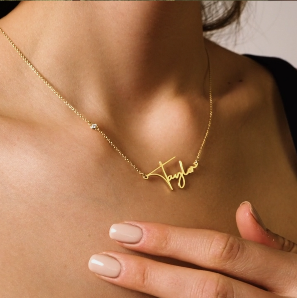 The Valenza™ Signature Name Necklace